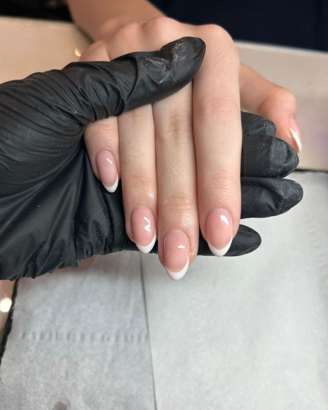Classic Frenchies. 🤍

Did you know we use @the_gelbottle_inc at Serenity? Ensuring your nails have that extra long lasting glisten! 💫

The GelBottle Inc™ products are highly pigmented, chip-resistant and offer extremely long-lasting shine.

💅 We’re using The Gel bottle shades:

Opi, Alpine Snow, TBG and Teddy. 🧸

#serenitypoynton #poynton #thegelbottle #biab #frenchnails #nailtechcheshire